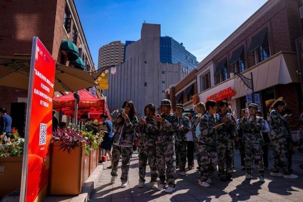 股E融 “行走的思政课”线下答题活动吉林工商学院专场举行